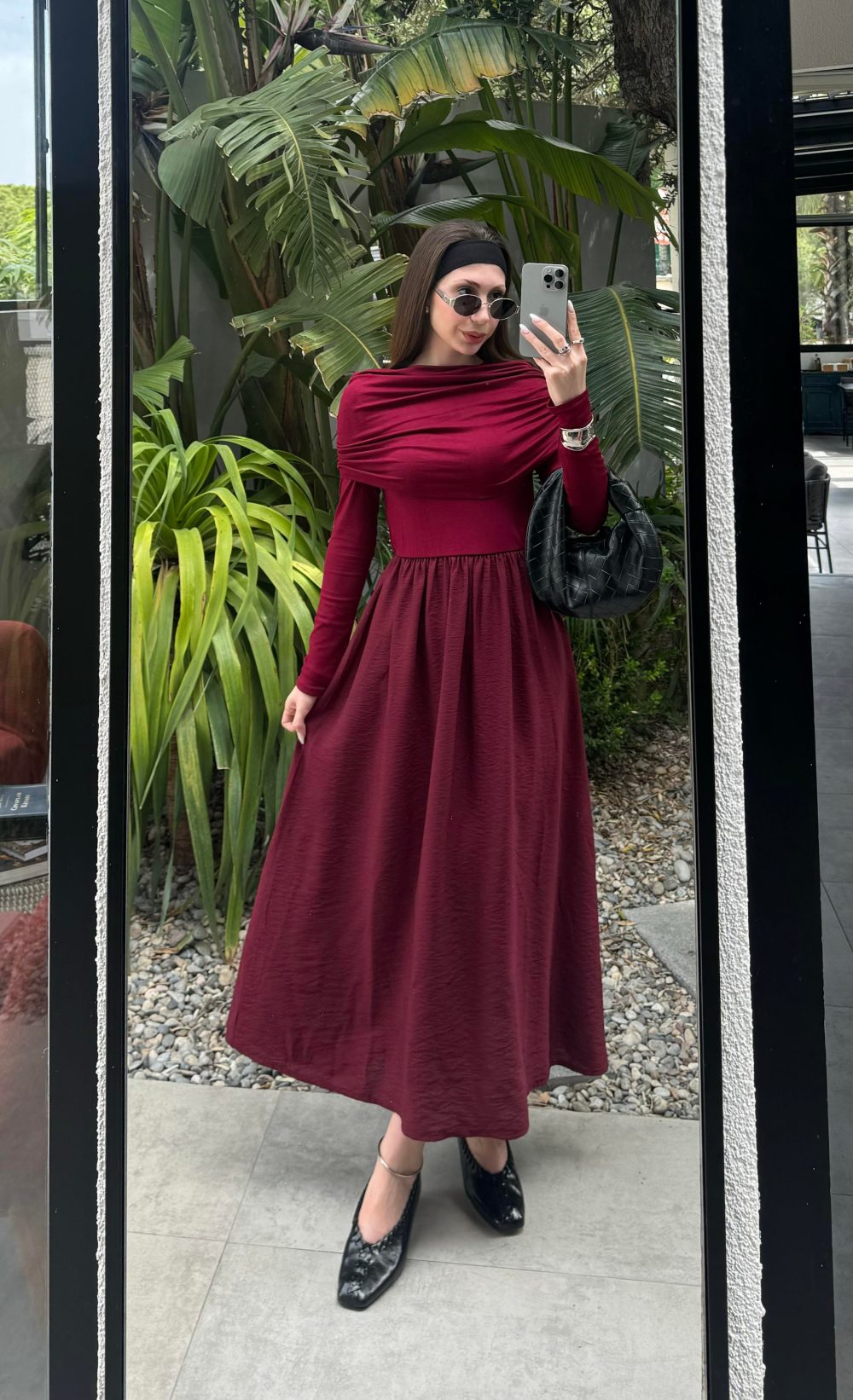 Ayla Büzgü Yaka Tasarım Bordo Elbise